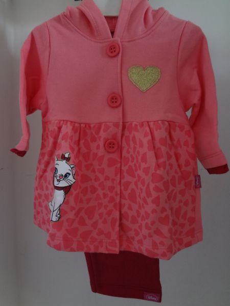 Conjunto de moletom marie